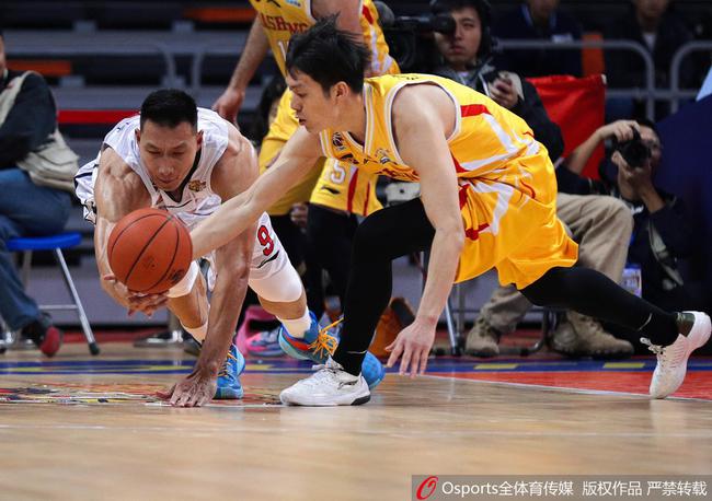  本周五的聯(lián)賽常規(guī)賽倒數(shù)第二輪洗衣房設備